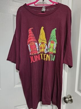 Adult Juneteenth Gnome Graphic Tee - Burgundy